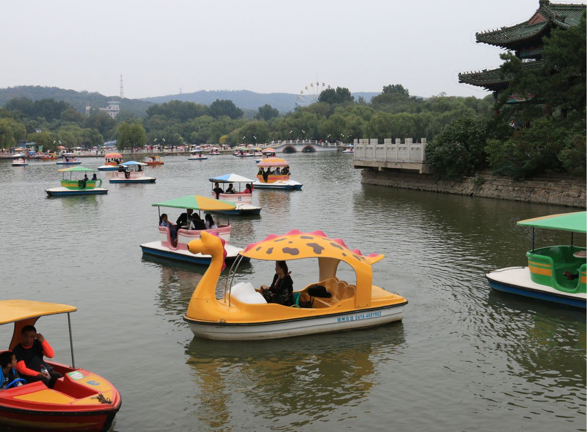 泡泡龙电动船 图3